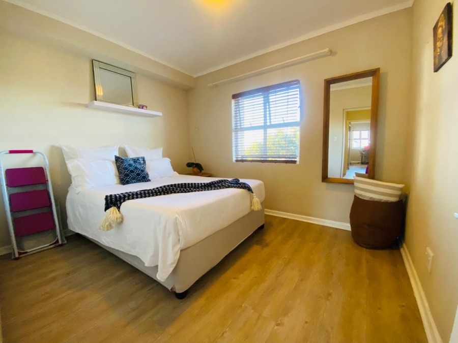 To Let 2 Bedroom Property for Rent in Royal Ascot Western Cape
